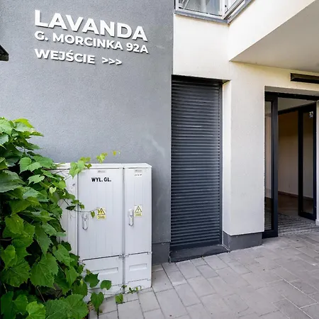 Gusta Cosy By Bookinghost Lägenhet *